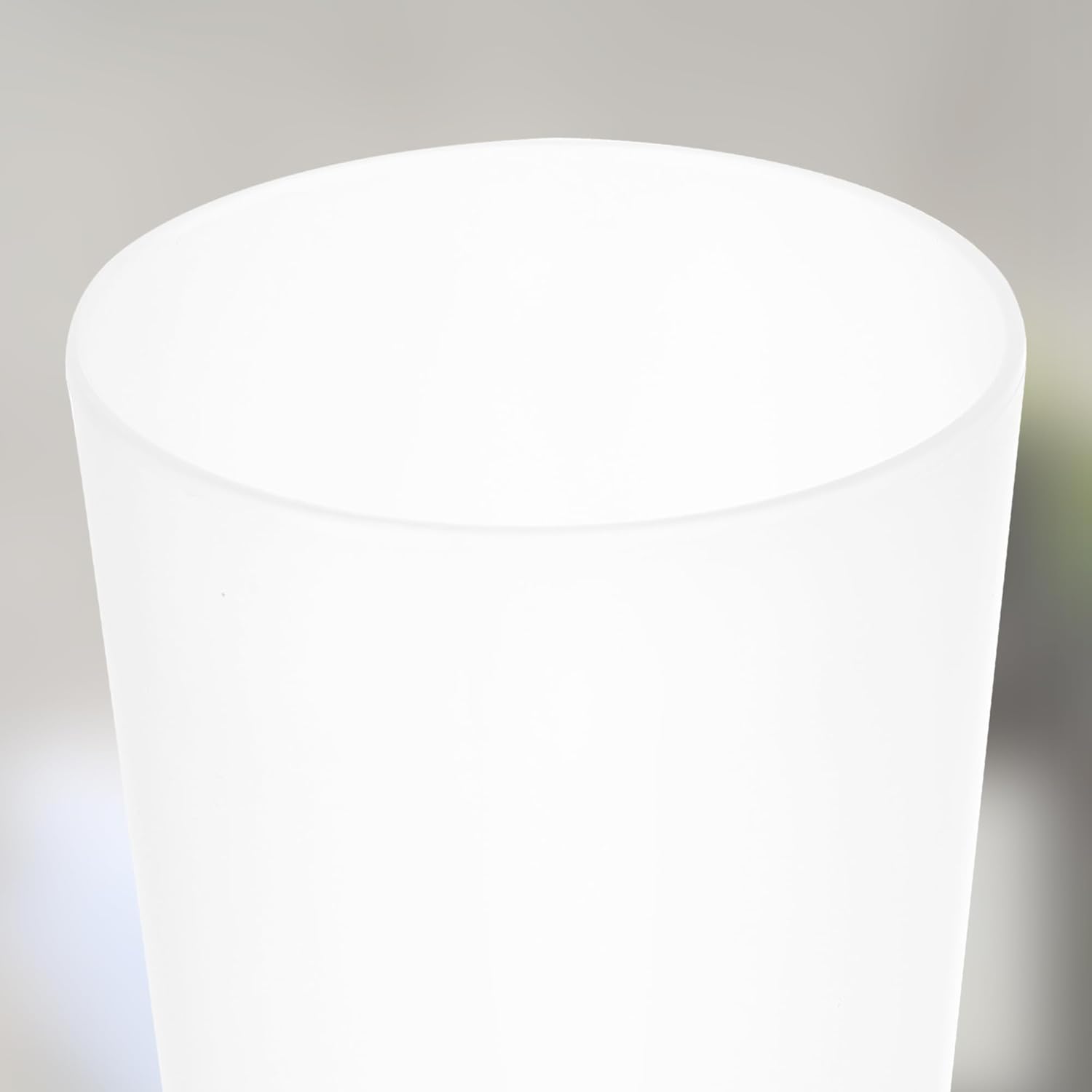 Scholarly Smooth Toothbrush Tumbler