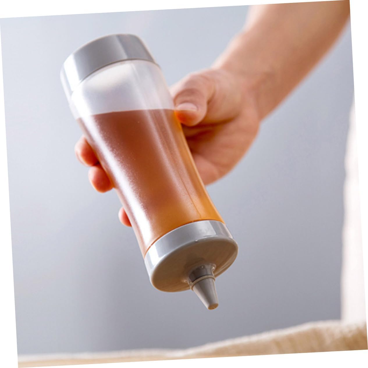 Extra Capacity Salad Dressing Ketchup Squeeze Bottle 350ml for Easy Application