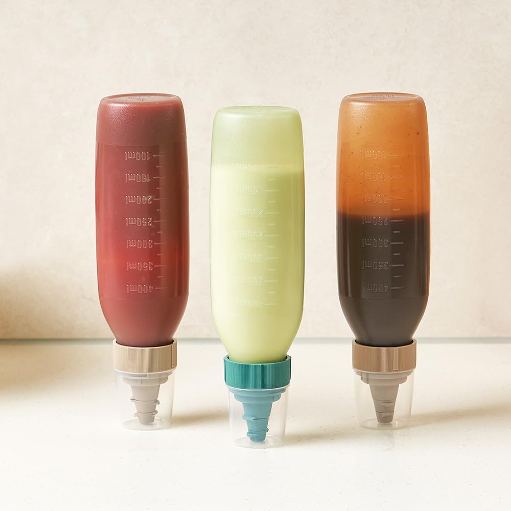 16 oz Squeeze Bottle with 3 Nozzles for Sauces More