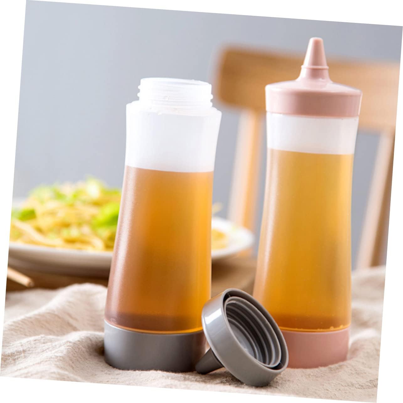 Extra Capacity Salad Dressing Ketchup Squeeze Bottle 350ml for Easy Application