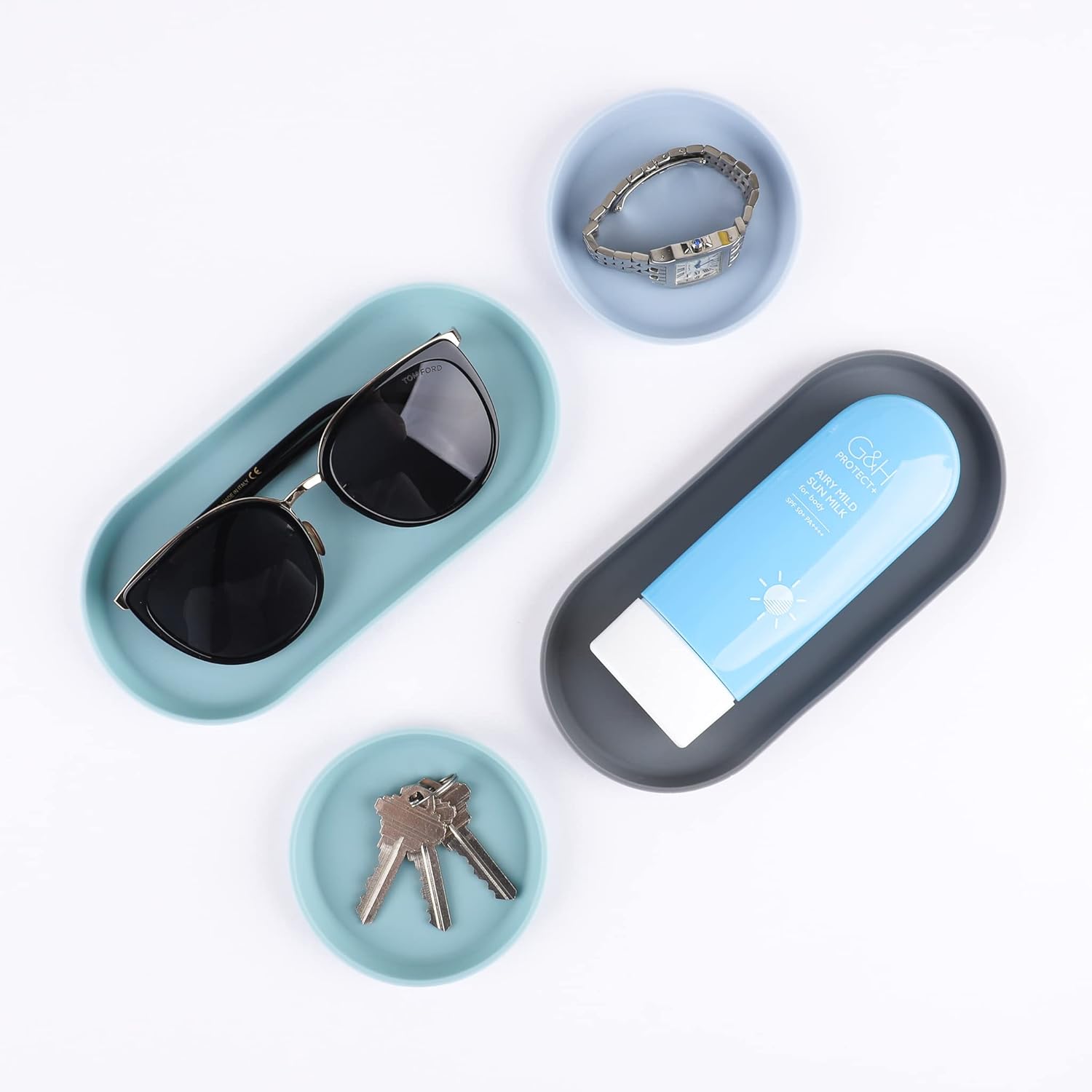 Stylish Silicone Trays Set - Perfect for Organization in Your Home