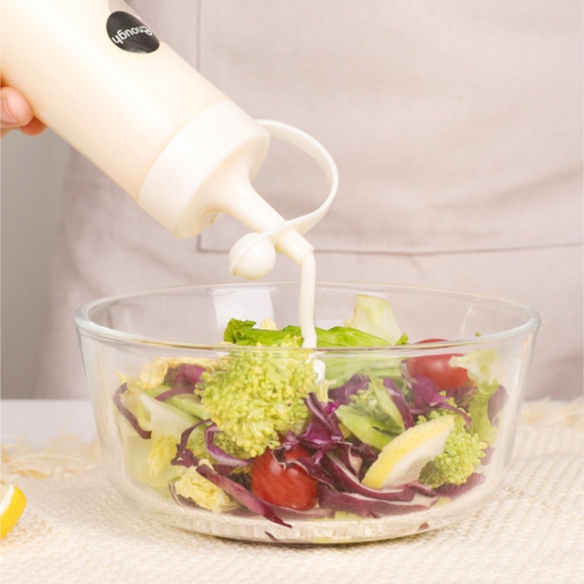 5-Piece Squeeze Bottle Set for Sauces 360ml Capacity Durable Kitchen Essential