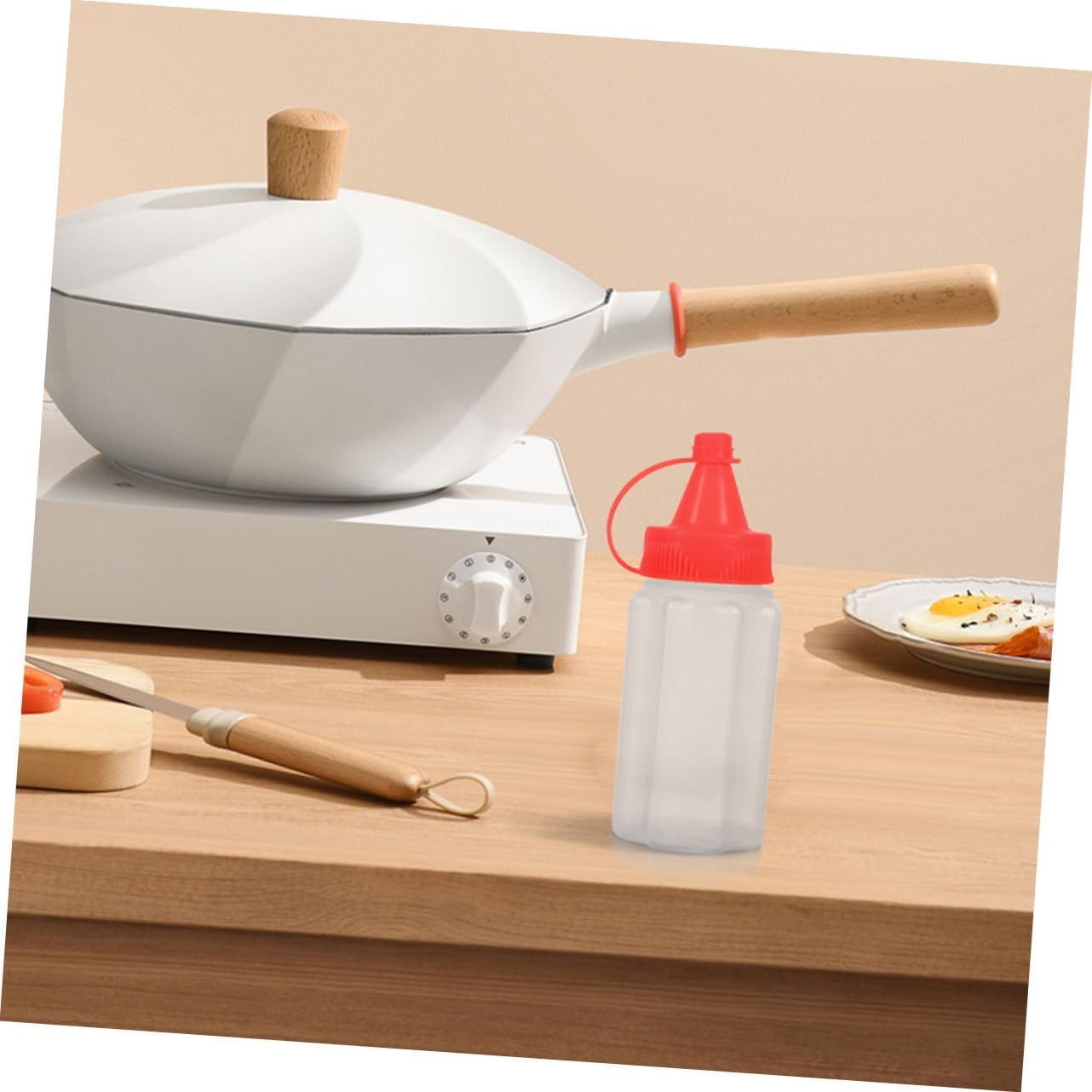Lucky Squeeze Condiment Bottles - Compact Kitchen accomplices for transport spills spills