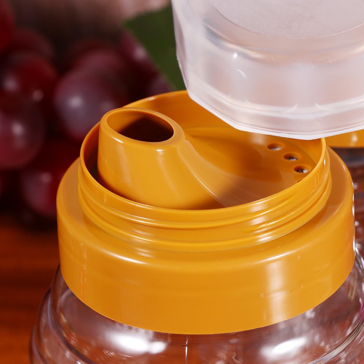 4-in-1 Transparent Honey Bottle Set