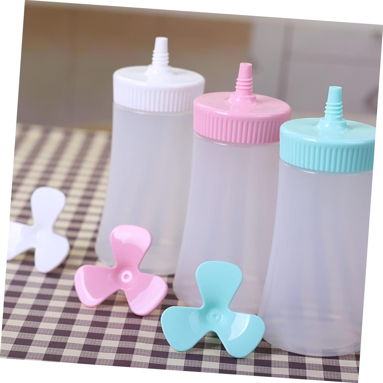 Durable Kitchen Condiment Squeeze Bottles