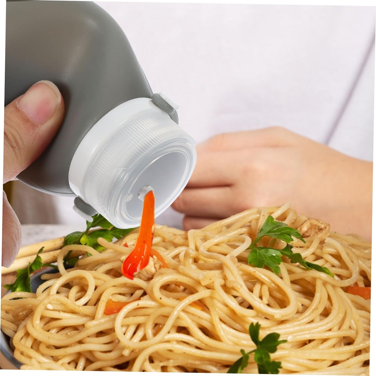 Lightweight Squeeze Sauce Bottles for Ketchup