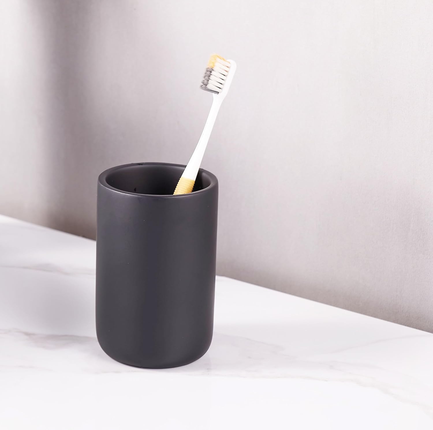 Resin Bathroom Tumbler Cup Matte Black Multifunctional Holder
