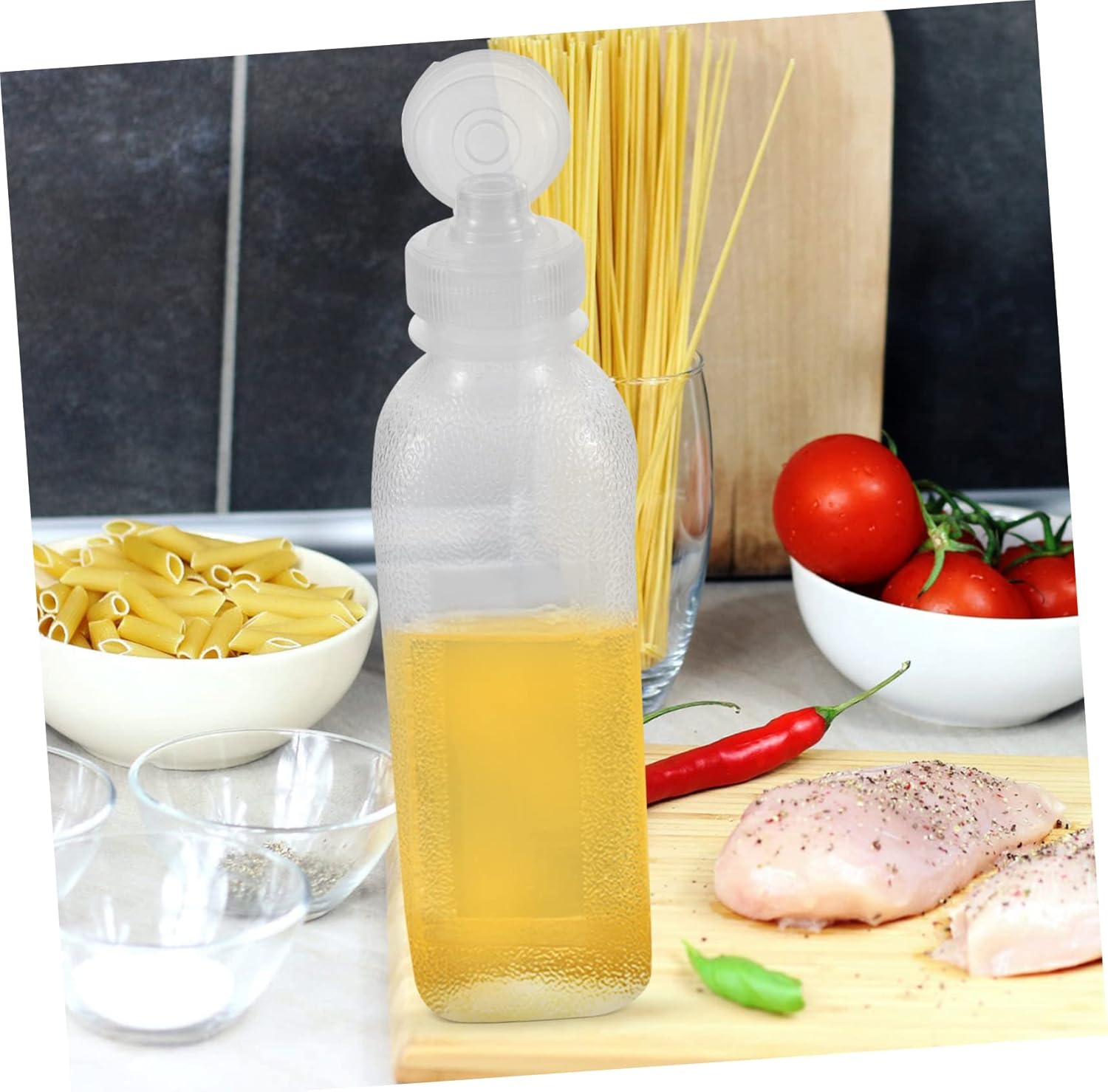 Kitchen Oil Bottle Sauce Condiment Squeeze Bottle Salad Dressing Container