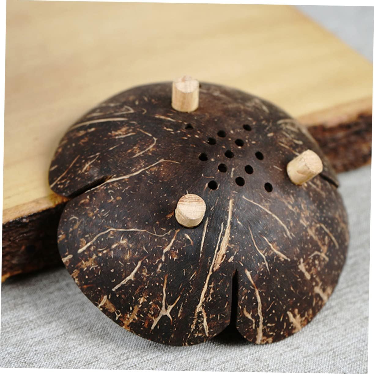 Cute Pet Bowl Holder Coconut Shell Design
