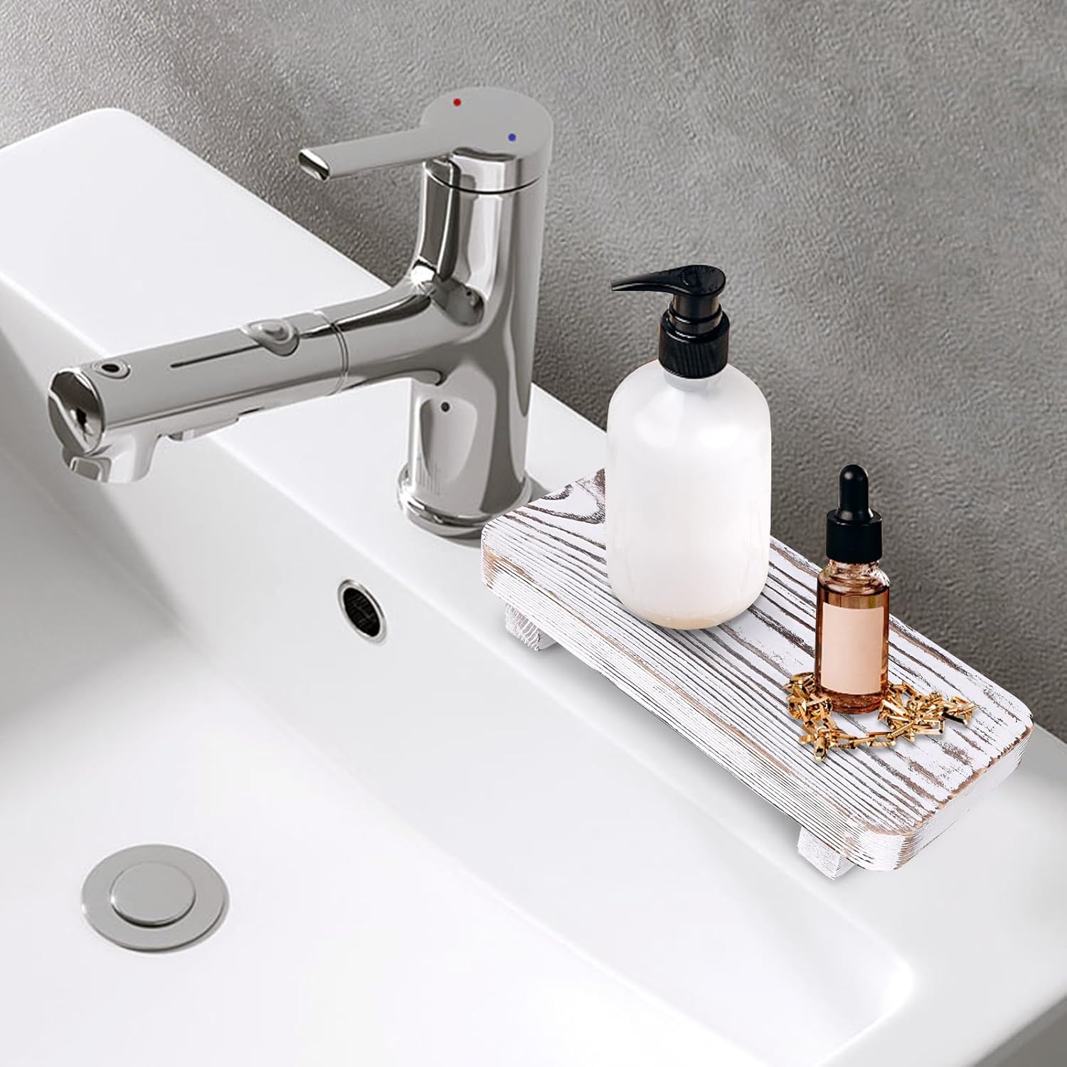 Unique Bathroom Organizing Stand for a Chic Look